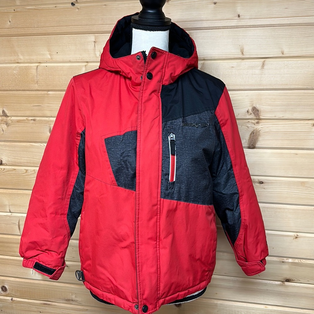 Zero closure jacket